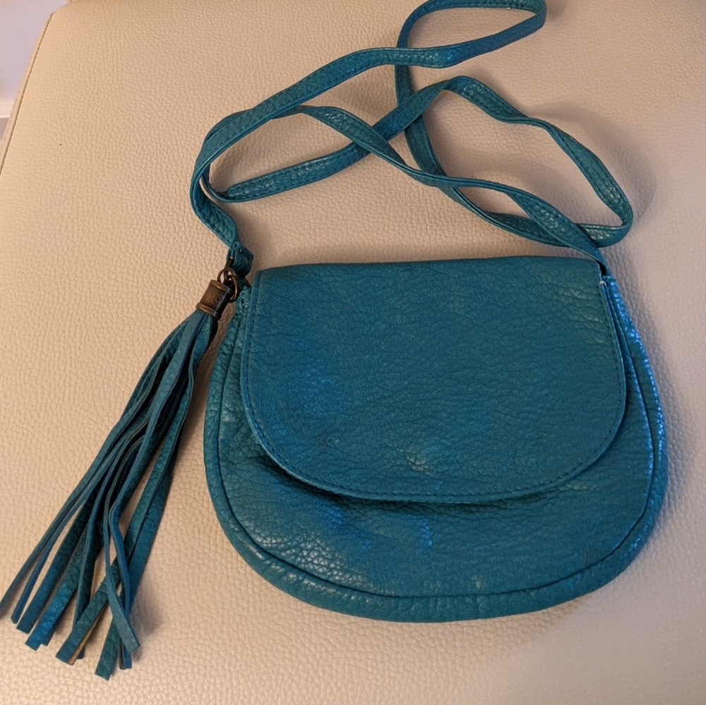 Aeropostale sling bag